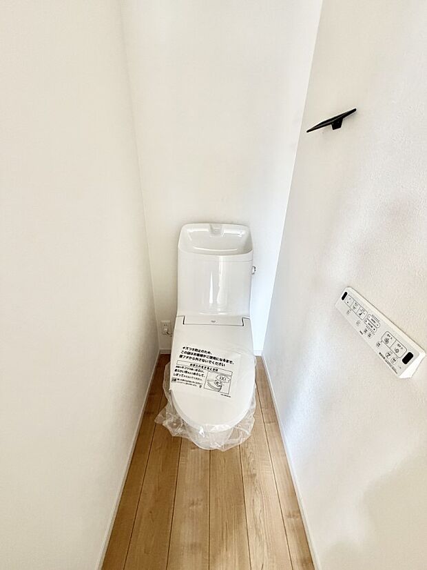 【トイレ】1号棟 ■毎日使う場所だからこそ、清潔感溢れる空間