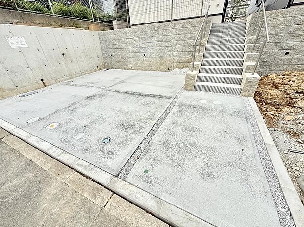 【駐車場】1号棟 ■毎日の駐車が快適に
