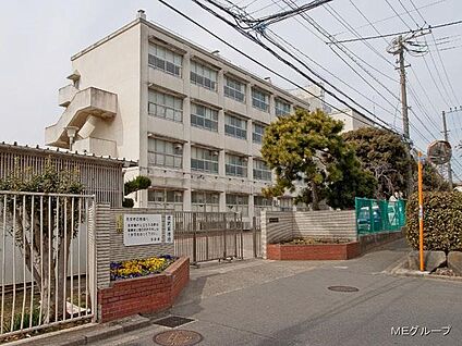 横浜市立大正中学校 800m(10分)
