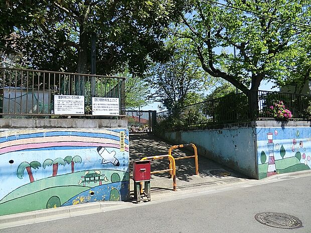 宝島幼稚園（約500m・徒歩7分）