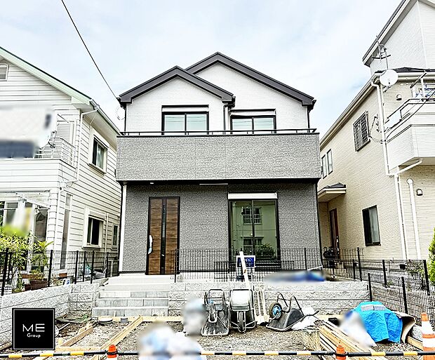 【現地外観写真】1号棟  ■暮らしを豊かにする充実した仕様設備で快適に