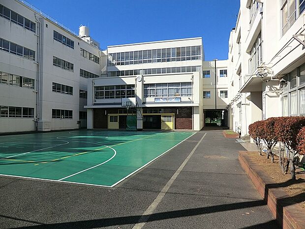 横浜市立日吉台西中学校（約1,221m・徒歩16分）