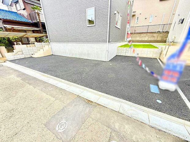 【駐車場】1号棟 ■自宅にカースペースがあると助かります