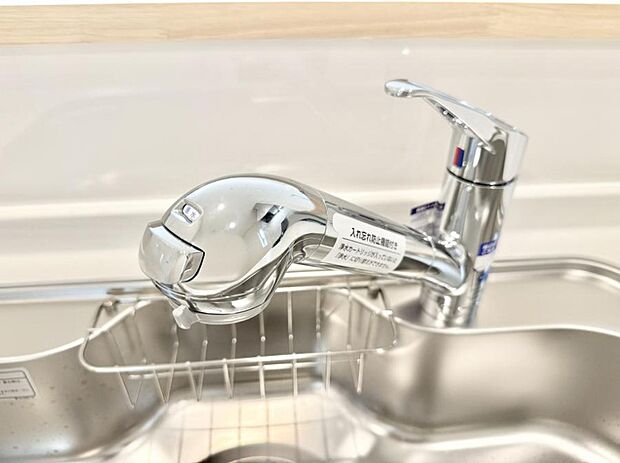【浄水器】■清潔でおいしい水を手軽に供給してくれます