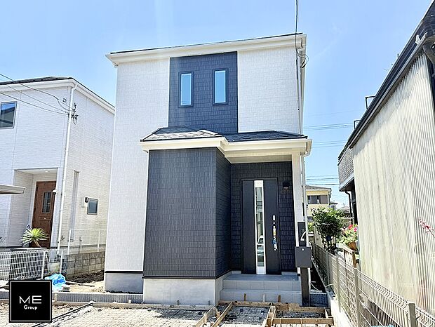 【現地外観写真】A号棟 ■暮らしを彩る充実した設備仕様が備わった住まい