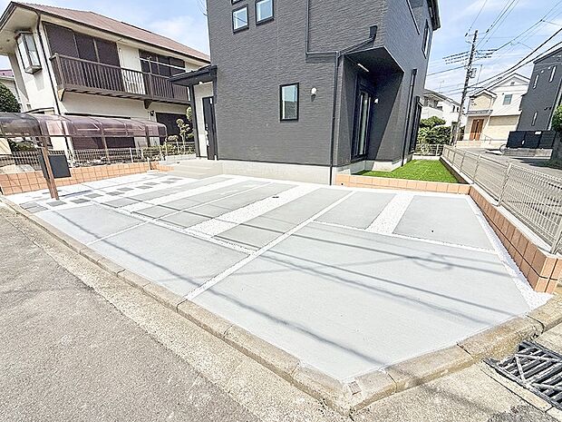 【現地外観写真】1号棟 ■暮らしを豊かにする充実した仕様設備で快適に