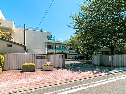 横浜市立本宿中学校 600m(8分)