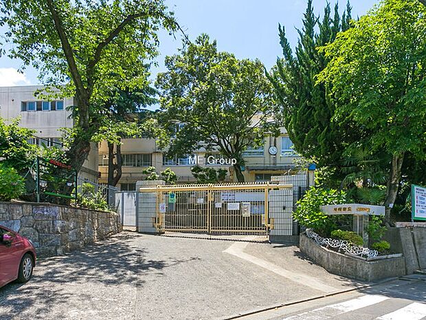 川崎市立生田中学校(約1,100m・徒歩14分)