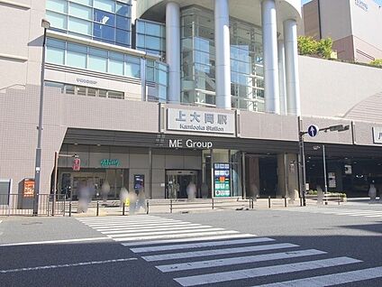 京急本線「上大岡」駅 2600m(33分)