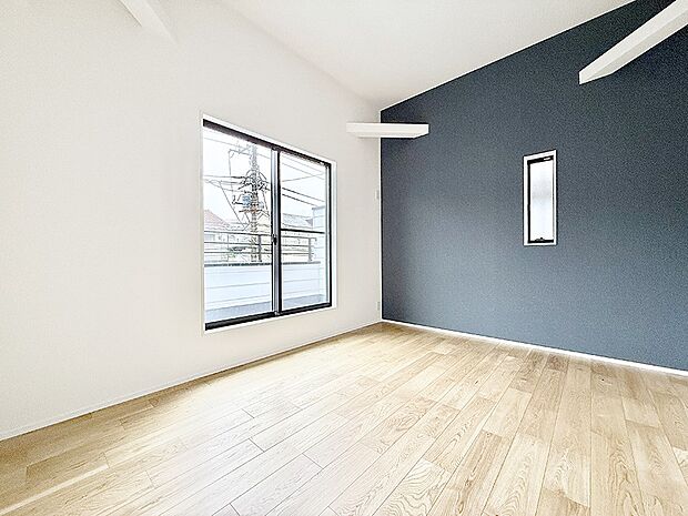 【リビング以外の居室】1号棟 ■シンプルで使いやすい空間がスッキリ感じられます