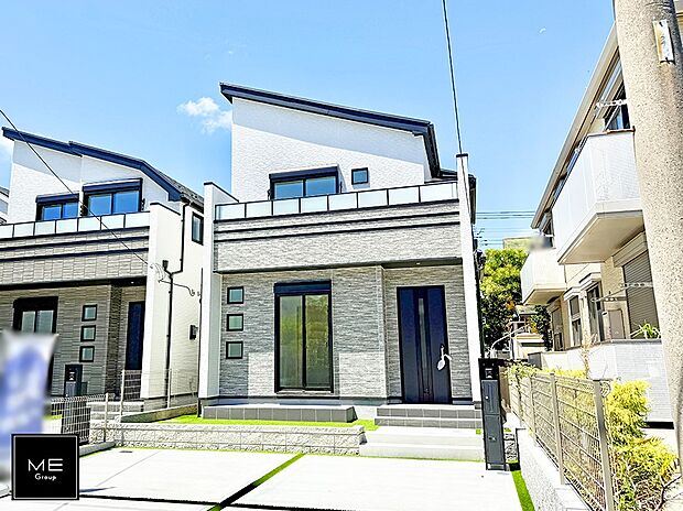 【現地外観写真】A号棟 ■暮らしを豊かにする充実した仕様設備で快適に