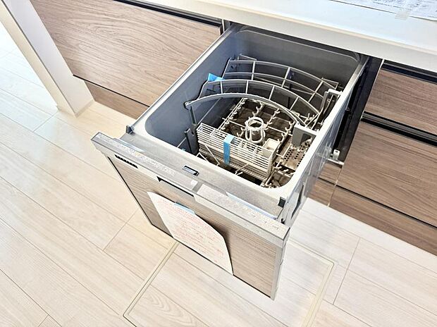 【食洗機】■手間なく洗浄！食器をピカピカに仕上げてくれます