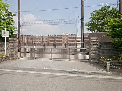 横浜市立潮田中学校 1200m(15分)