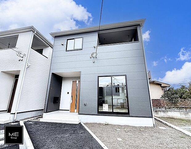 【現地外観写真】2号棟 ■家族みんなが笑顔で過ごせる、安心感のある住まい