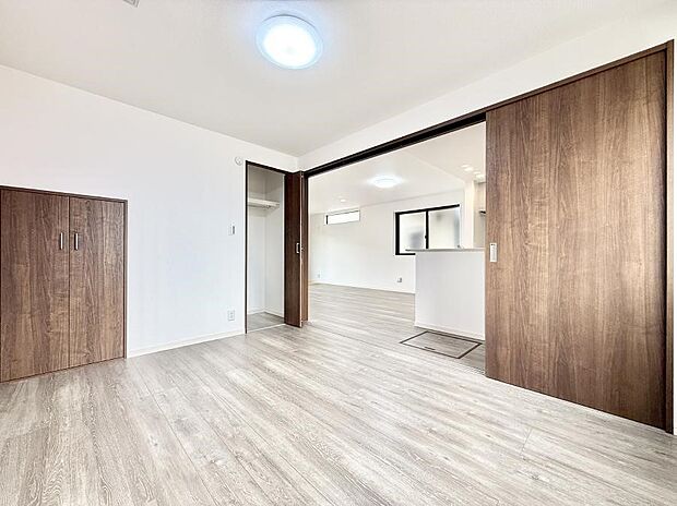 【リビング以外の居室】1号棟 ■機能的で使いやすいお部屋で毎日を快適に