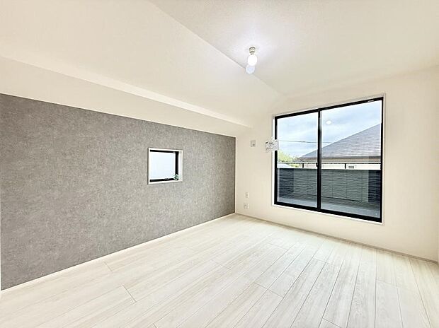 【リビング以外の居室】1号棟  ■機能的で使いやすいお部屋で毎日を快適に