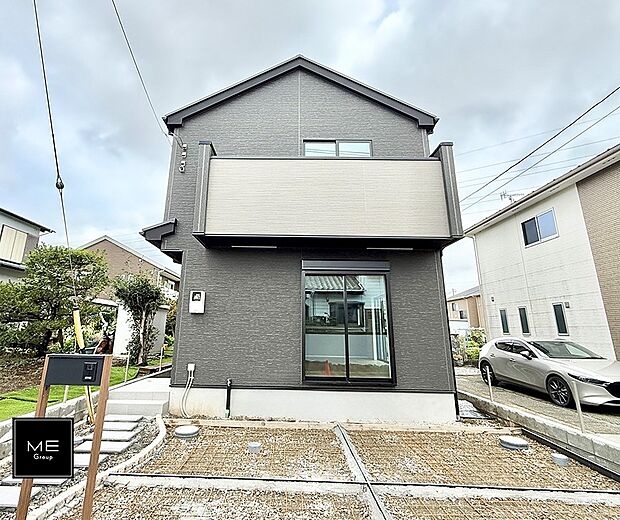 【現地外観写真】1号棟 ■家族みんなが笑顔で過ごせる、安心感のある住まい