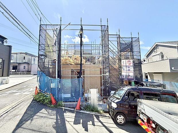【現地外観写真】2号棟 ■暮らしを豊かにする充実した仕様設備で快適に