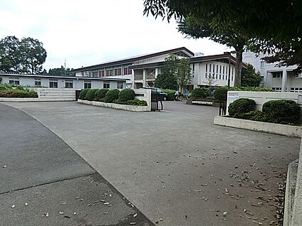 相模原市立東林中学校 1400m(18分)