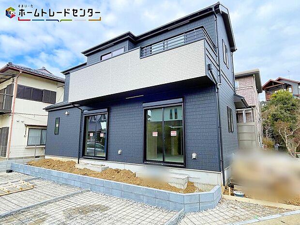 嬉しい仕様設備
床下収納、3面鏡化粧台、廊下・水回りダウンライトつき、24時間換気システム、全居室南向き、駐車2台可等♪
これだけではない魅力が、現地できっと見つかる!お問合せをお待ちしております!