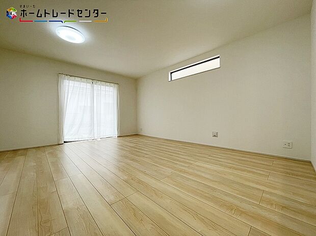 A号棟
平日・お仕事帰りなど、いつでもご案内致します!お気軽にお問い合わせ下さい♪居心地がいい、地震につよい、安心がつづく。価格を超えた価値ある家づくりで、お客様の想いに応えます。