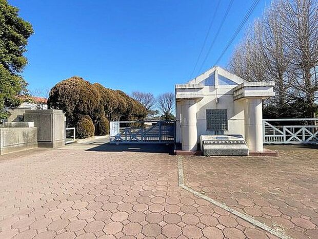 つくば市立高崎中学校（約3,200m）