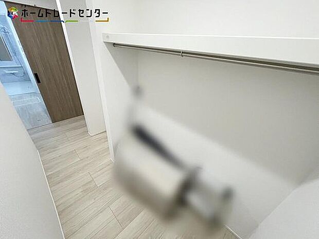 【収納】家族全員の衣類や日用品を一か所にまとめて収納するためのスペース、ファミリークローク！収納場所が集約されているため、家事の時短につながります！