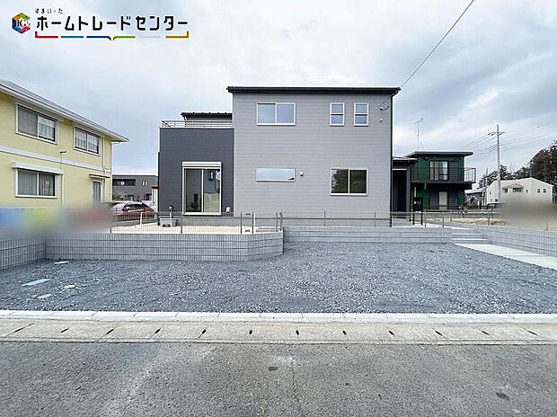 【駐車場】平日・お仕事帰りなど、いつでもご案内致します！お気軽にお問い合わせ下さい♪お待ちしております！
開放感あふれる現地を是非ご体感くださいませ！