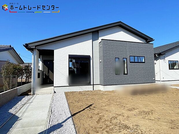 【外観】1号棟
基本のデザインに立ち返り、ワンランク上のシンプルを追求しました!平日・お仕事帰りなど、いつでもご案内致します!ご希望の際はお気軽に!TEL:0120-858-884までご連絡下さい♪