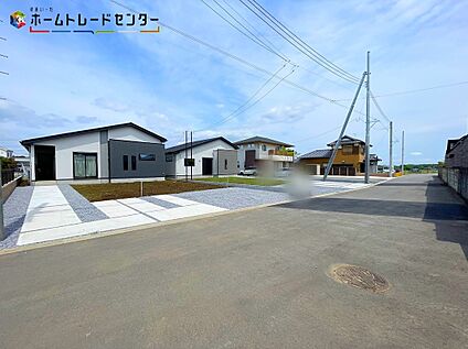  前面道路含む現地写真