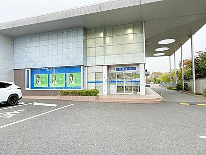 筑波銀行牛久支店 1740m(徒歩22分/車4分)