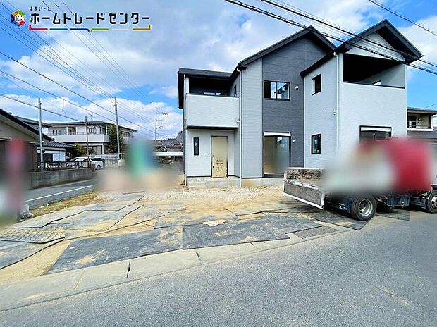 【駐車場】JR常磐線「土浦」駅まで車で10分!
LIGAREはラテン語で<結ぶ>という意味を持つ。人を繋ぎ、家族を結ぶ。シンプルな箱を結び、繋ぎ合わせることで様々なデザインが形成される。