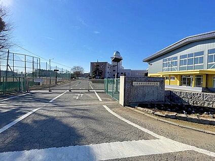 小美玉市立美野里中学校 2000m(徒歩25分)