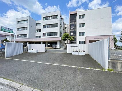 取手市立藤代南中学校 2300m(徒歩29分/自転車10分)