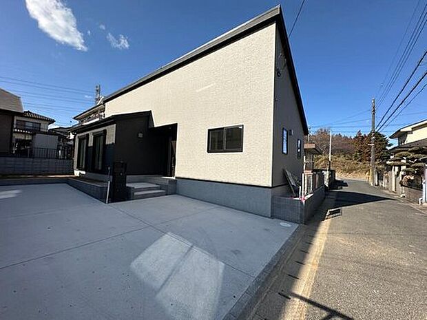 ◆≪お問い合わせ当日のご内覧もお任せください♪≫
耐震に優れた工法を採用、一生住む家だから構造にも環境にもこだわりを。地震に強いオリジナル工法を是非お確かめ下さい♪