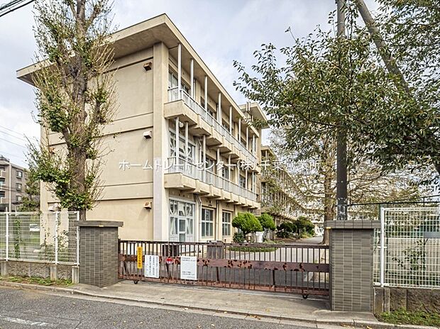 千葉市立椿森中学校(約1,478m)