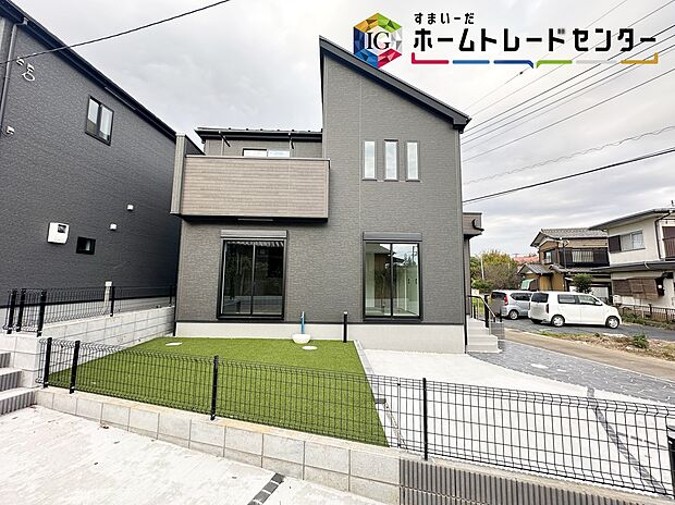 【現地外観写真】【本日御案内可能です♪】
平日・土日祝日やお仕事帰りなどお客様のご都合に合わせて、営業スタッフが誠心誠意真心込めて御対応してます♪