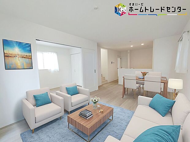 【LDK】≪Living room≫
広々とした開放感あふれるリビングです。ゆったり寛げる充分な広さがございますので、ご家族でインテリアのレイアウトを考えるのも楽しみになりそうです。※家具はCGでございます。