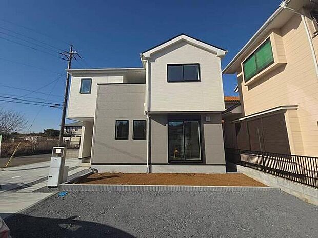 【現地外観写真】【本日御案内可能です♪】
平日・土日祝日やお仕事帰りなどお客様のご都合に合わせて、営業スタッフが誠心誠意真心込めて御対応してます♪お気軽にお問い合わせください♪