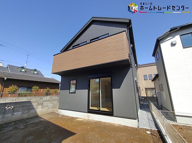 【現地外観写真】◆休日にご家族揃ってご見学はいかがでしょうか♪実際の現地を見てみると図面などではわからない、新たな発見もありますのでまずはお気軽にお問い合わせください♪