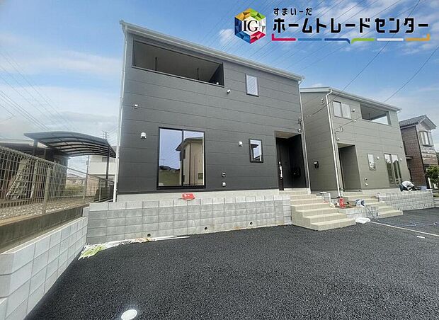 【現地外観写真】◆休日にご家族揃ってご見学はいかがでしょうか♪実際の現地を見てみると図面などではわからない、新たな発見もありますのでまずはお気軽にお問い合わせください♪