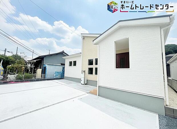 【現地外観写真】◆≪お問い合わせ当日のご内覧もお任せください♪≫
耐震に優れた工法を採用、一生住む家だから構造にも環境にもこだわりを。地震に強いオリジナル工法を是非お確かめ下さい♪