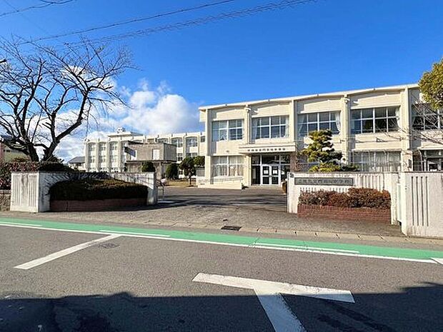 江南市立門弟山小学校(約1,080m)