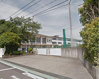 犬山市立南部中学校 1040m (徒歩14分)
