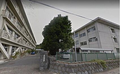大垣市立赤坂中学校 1970m (徒歩25分)