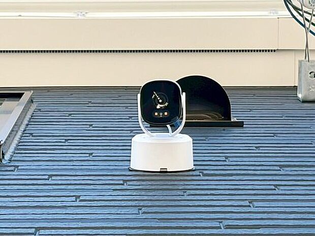 【その他】１号棟
不審者の侵入や空き巣、駐車場における車上荒らしなどの犯罪も防犯カメラによって抑えられます。