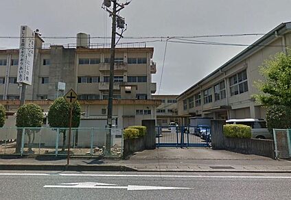 岐阜市立七郷小学校 892ｍ(徒歩12分)