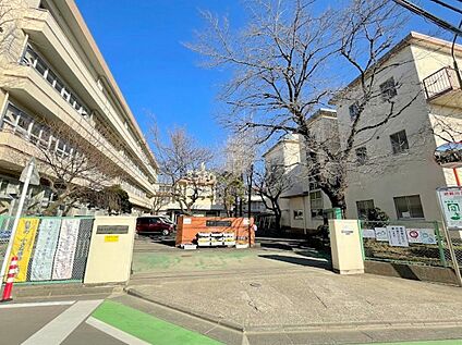 朝霞市立朝霞第二小学校 約1,700m(徒歩22分)