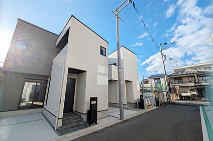 現地写真（前面道路）