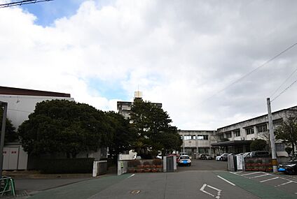 国府中学校 350ｍ